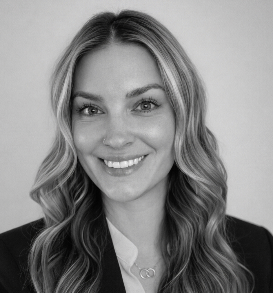 Sarah Salmon Headshot